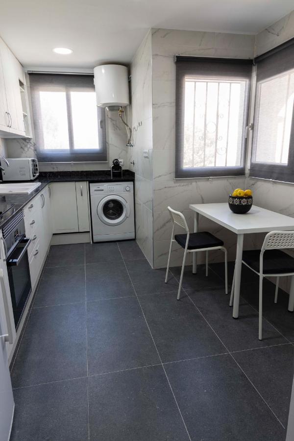 Apartamentos Maruja Roig 1 Playa Sur Peñíscola Exteriör bild